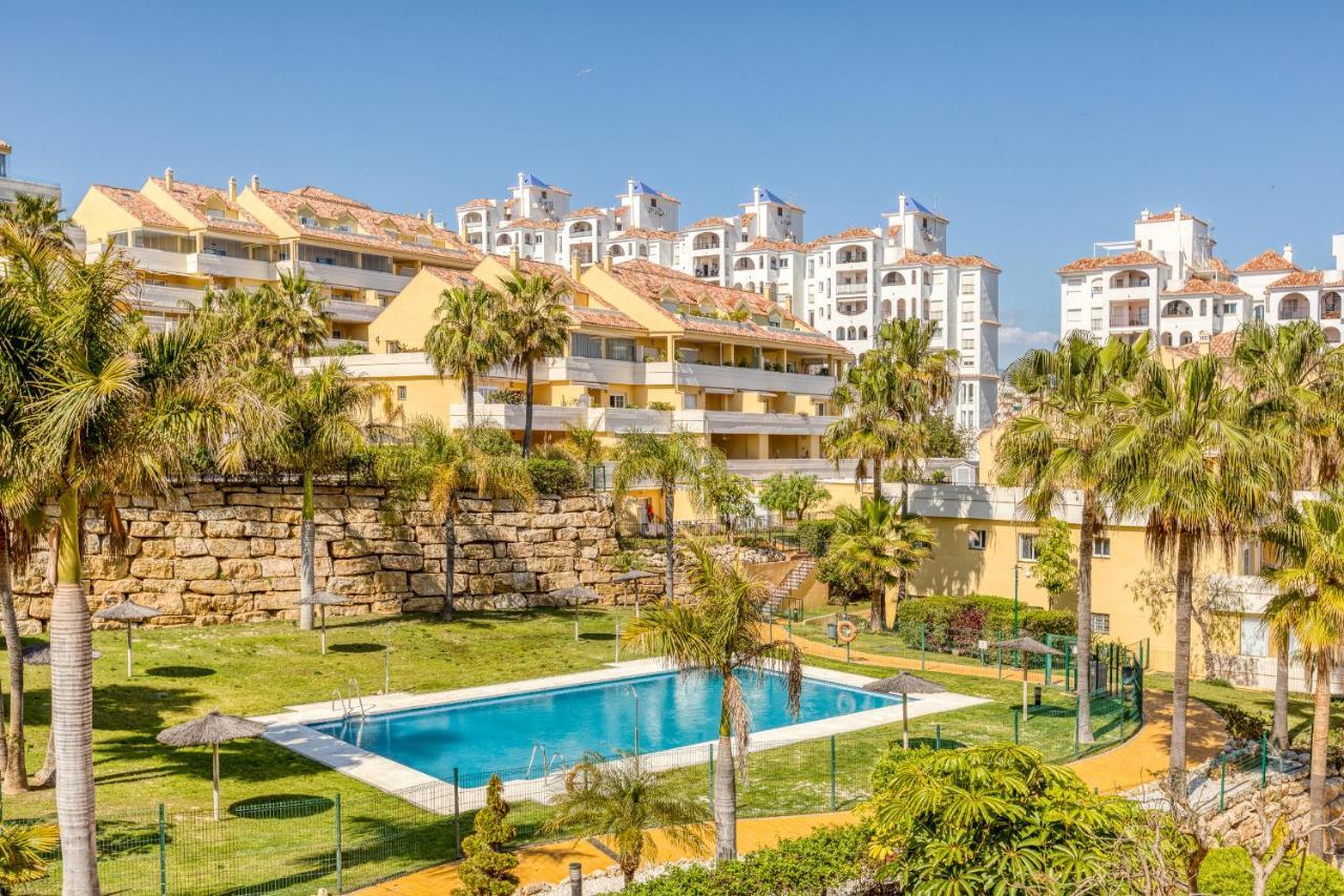Hanami Puerto Alto Pa 3-1 Estepona Exterior foto